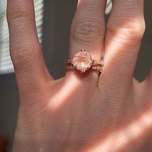 Engagement and wedding band set